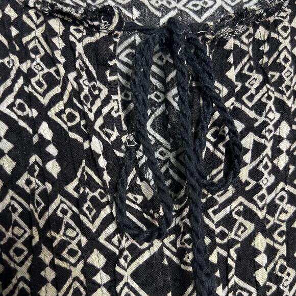 Free People Marlow Size XS Black Cream Boho Swing Dress Peasant Tunic Tie Neck - Picture 12 of 12